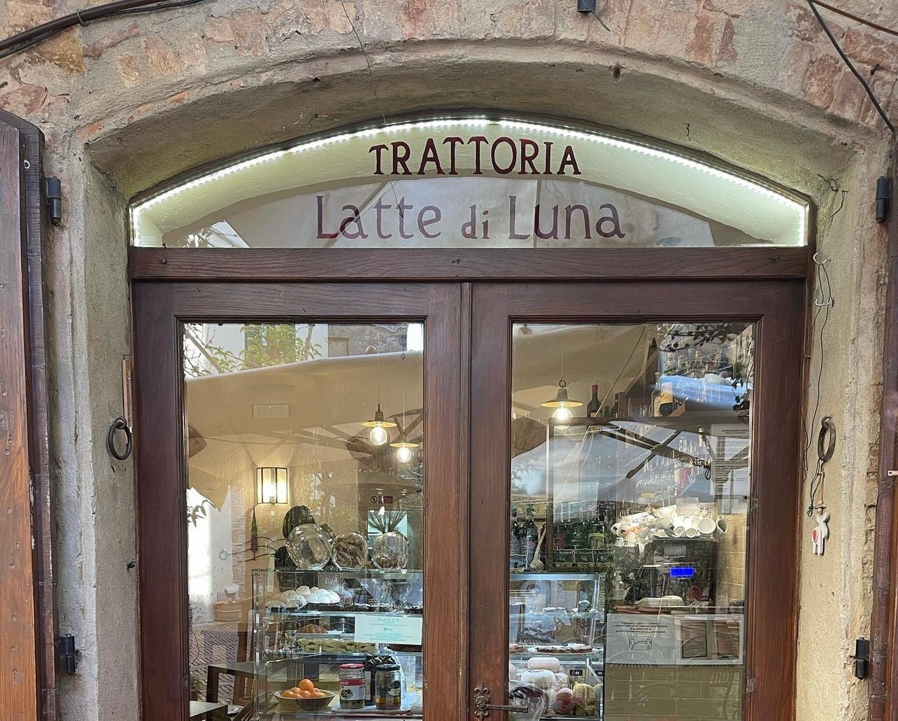 LATTE DI LUNA